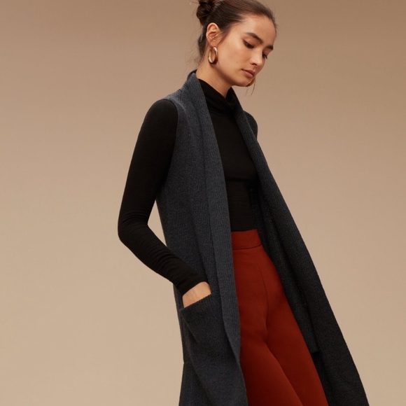 SOLD!!!Wilfred Olivie charcoal cardigan - Picture 2 of 9